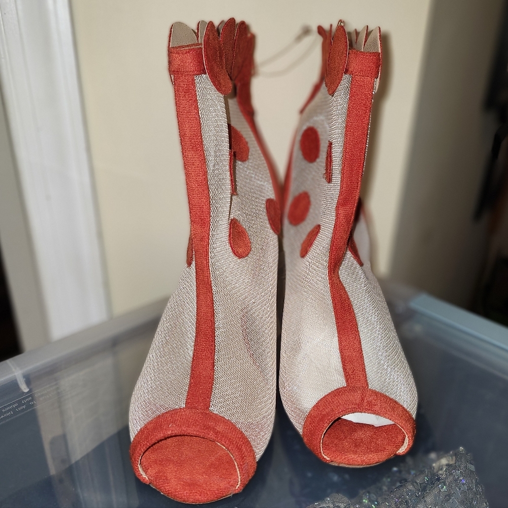 Epecially Yours Boutique Elegant Red Mesh Ankle Boots 10 New - Picture 6 of 9